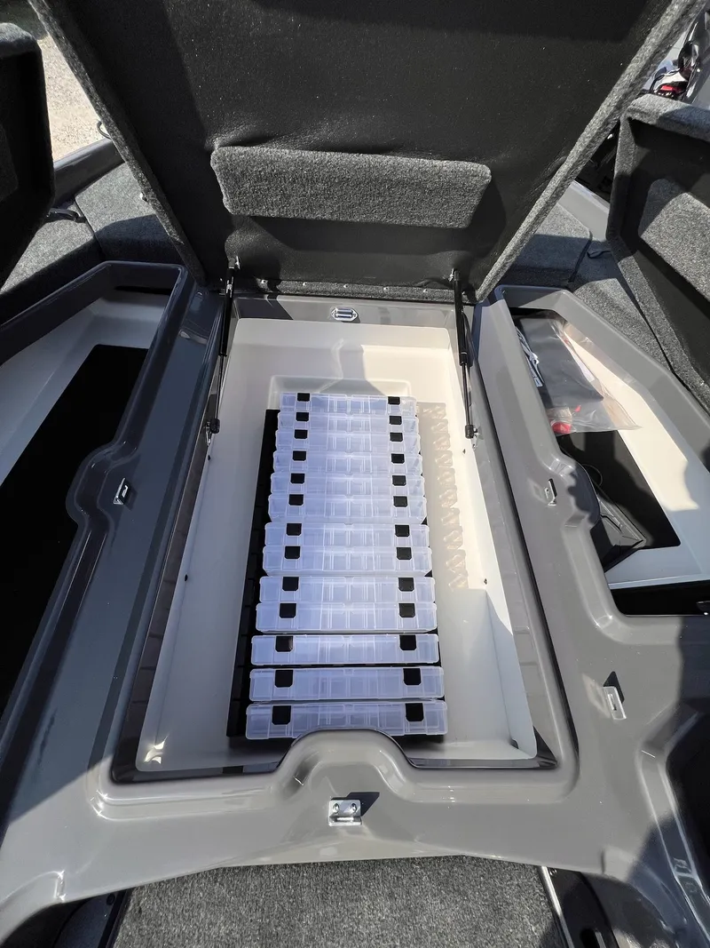 Slide: The Image of Skeeter ZXE20 2026 - 38