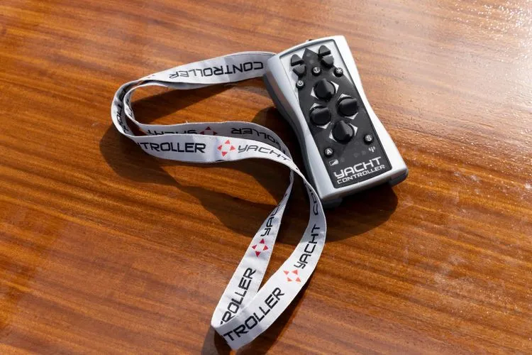 Slide: The Image of 2017 Azimut 50 Fly - Image 23 - 23