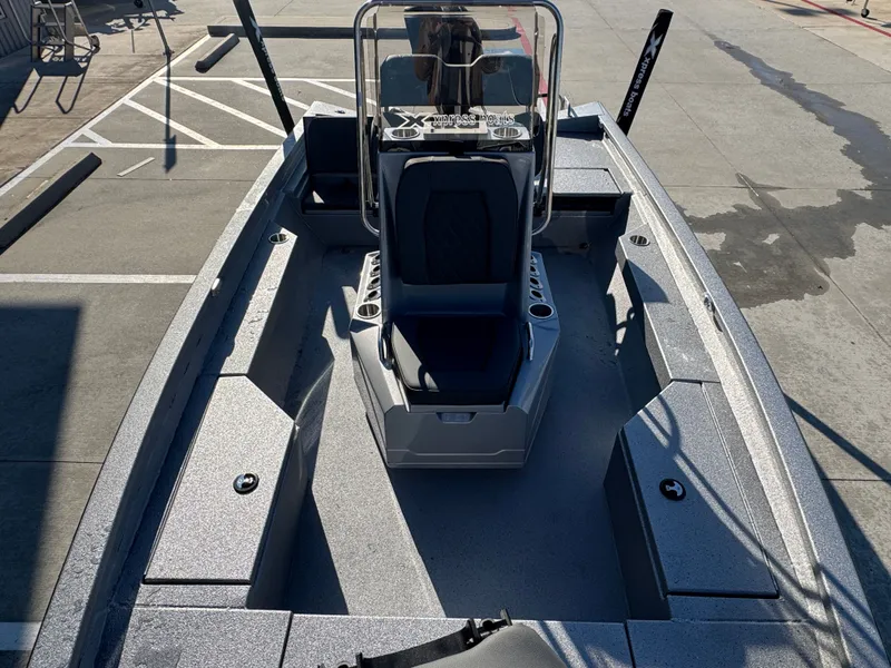 Slide: The Image of Xpress H20B Bay 2026 - 18