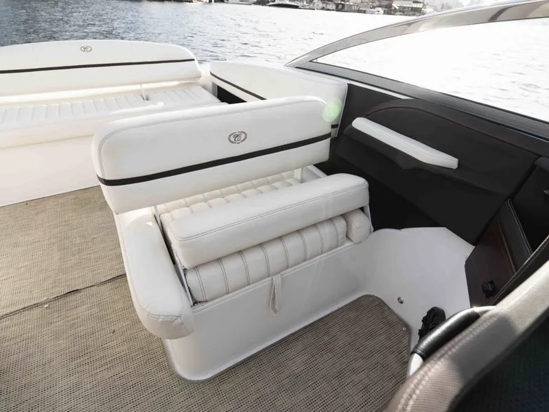 Slide: The Image of Cobalt R5 2015 - 20