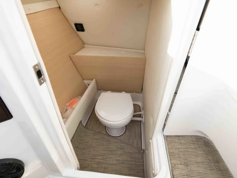 Slide: The Image of Cobalt R5 2015 - 24