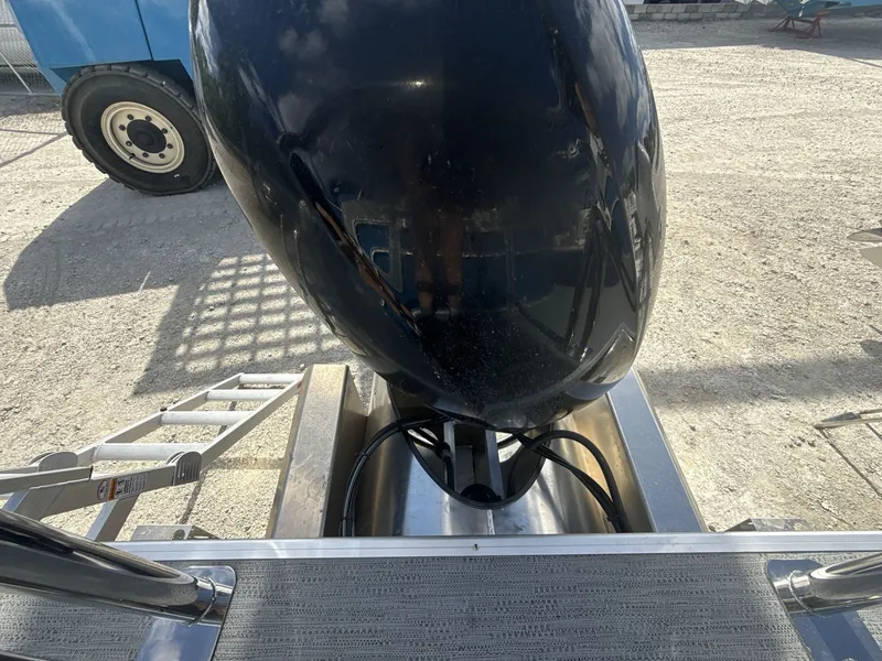 Slide: The Image of Sweetwater 2286 SBX 2026 - 19