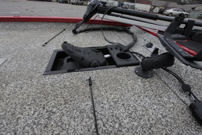 Slide: The Image of Tracker Pro Team 175 TXW 2016 - 3