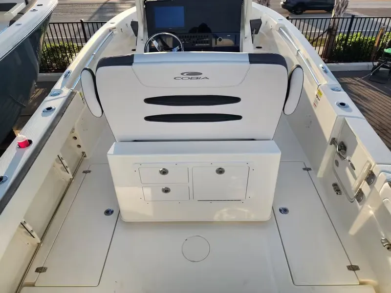 Slide: The Image of Cobia 245 Center Console 2026 - 7