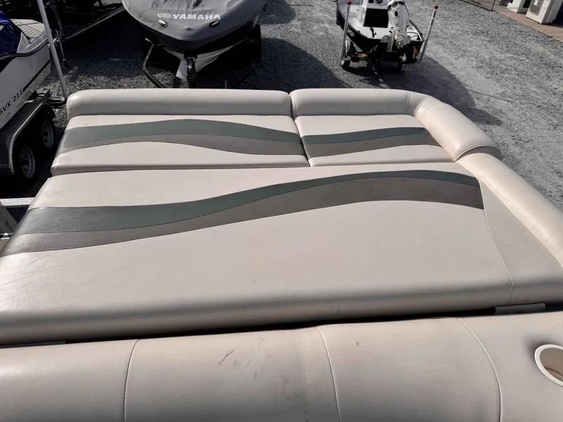 Slide: The Image of Bennington 2004 Bennington 207 FS 2004 - 10