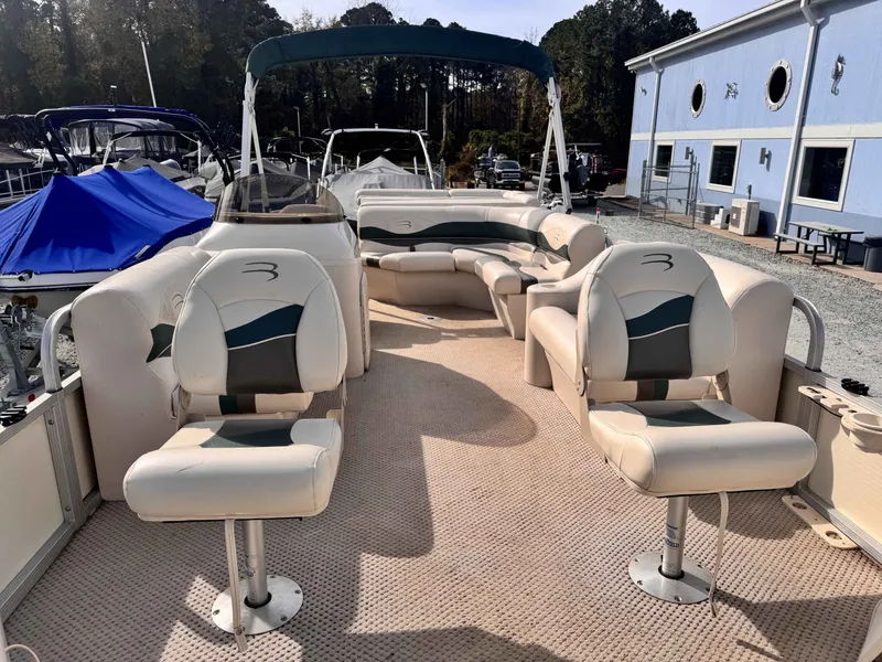 Slide: The Image of Bennington 2004 Bennington 207 FS 2004 - 4