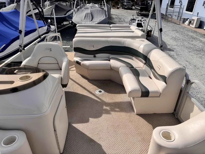 Slide: The Image of Bennington 2004 Bennington 207 FS 2004 - 7