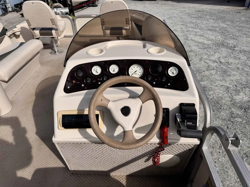 Slide: The Image of Bennington 2004 Bennington 207 FS 2004 - 8