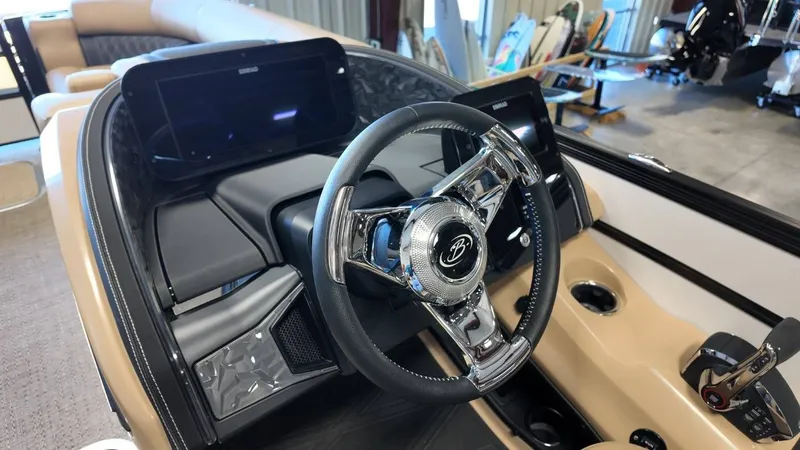 Slide: The Image of Barletta Lusso 23U 2026 - 22