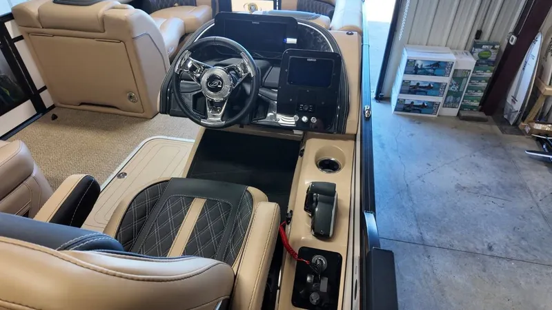 Slide: The Image of Barletta Lusso 23U 2026 - 23