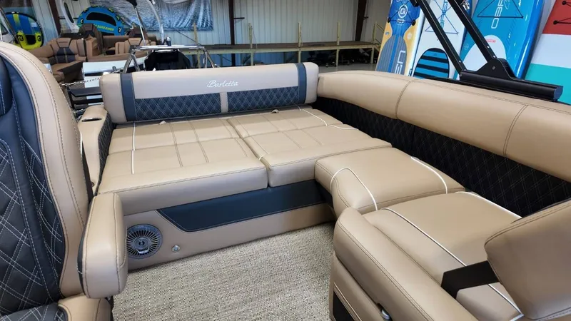 Slide: The Image of Barletta Lusso 23U 2026 - 37