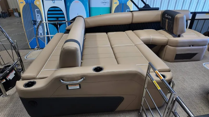 Slide: The Image of Barletta Lusso 23U 2026 - 39