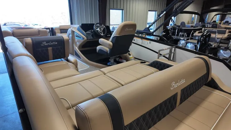 Slide: The Image of Barletta Lusso 23U 2026 - 42