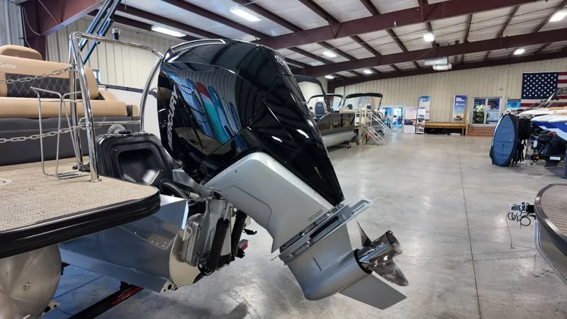 Slide: The Image of Barletta Lusso 23U 2026 - 49