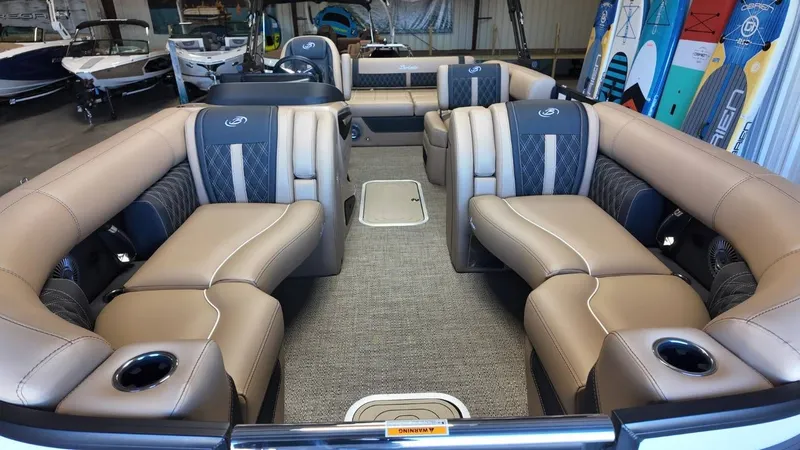 Slide: The Image of Barletta Lusso 23U 2026 - 8