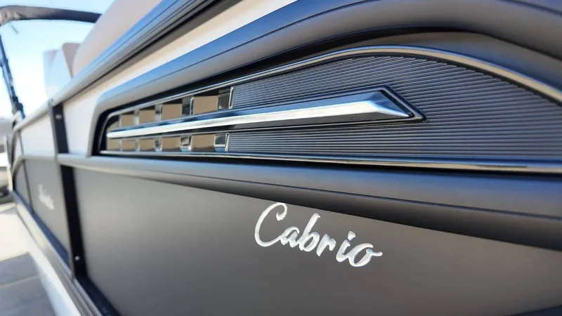 Slide: The Image of Barletta Cabrio 22U 2026 - 17