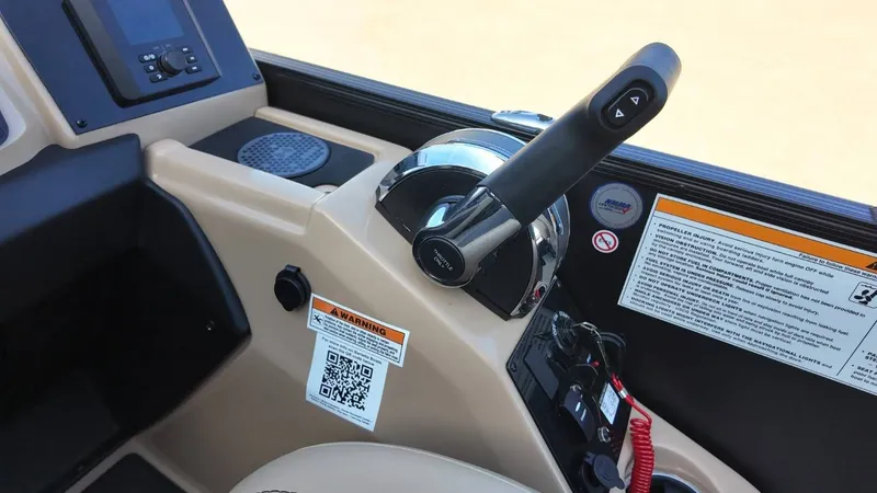 Slide: The Image of Barletta Cabrio 22U 2026 - 35