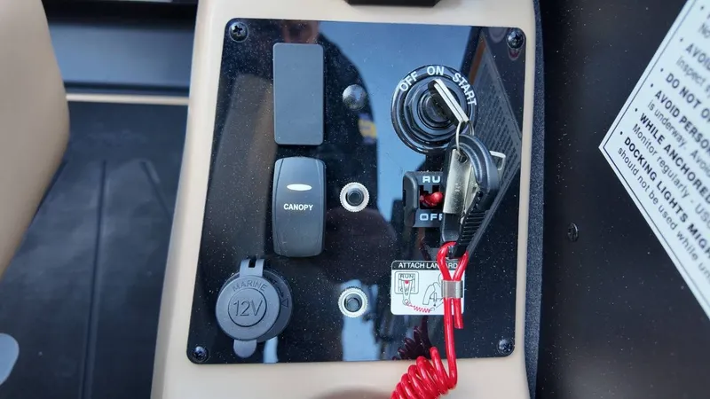 Slide: The Image of Barletta Cabrio 22U 2026 - 36