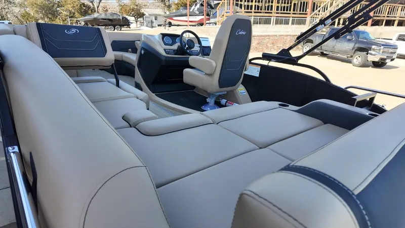 Slide: The Image of Barletta Cabrio 22U 2026 - 51