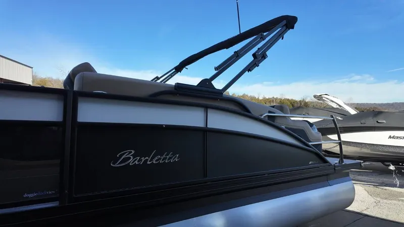 Slide: The Image of Barletta Cabrio 22U 2026 - 65