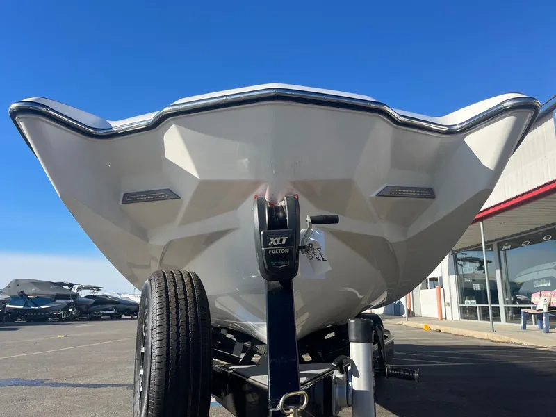 Slide: The Image of Malibu Wakesetter 23 MXZ 2020 - 11