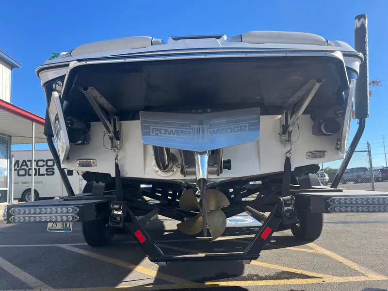 Slide: The Image of Malibu Wakesetter 23 MXZ 2020 - 5