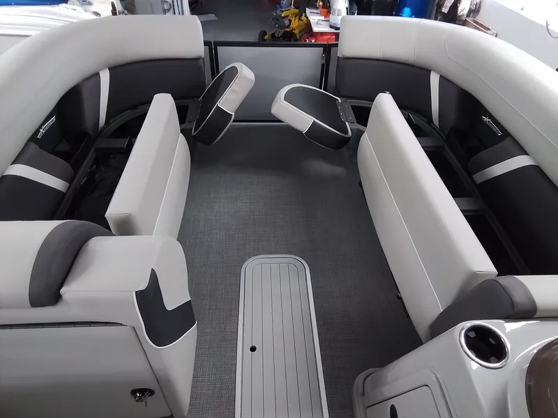 Slide: The Image of Sylvan Mirage X5 CLZ 2026 - 13