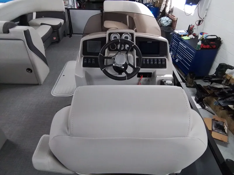 Slide: The Image of Sylvan Mirage X5 CLZ 2026 - 26