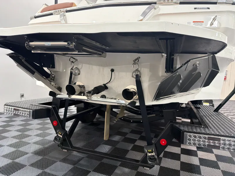 Slide: The Image of MasterCraft X24 2020 - 5