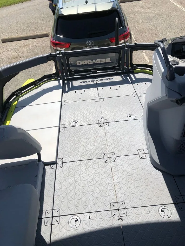 Slide: The Image of Sea-Doo Switch Sport 2023 - 10