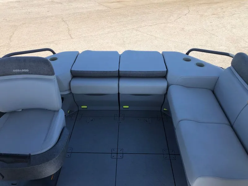 Slide: The Image of Sea-Doo Switch Sport 2023 - 13