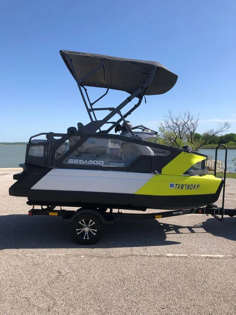 Slide: The Image of Sea-Doo Switch Sport 2023 - 3