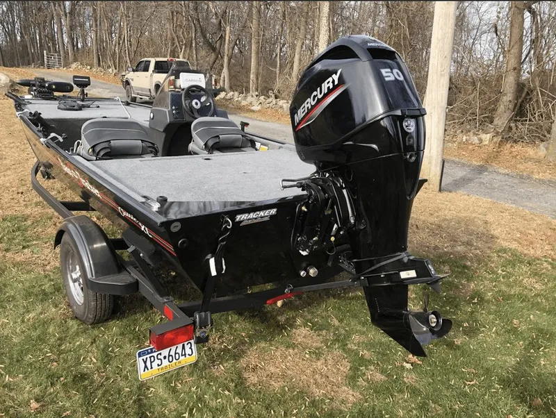 Slide: The Image of Tracker Bass Tracker Classic XL 2024 - 13