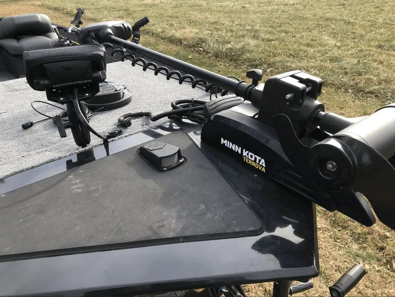 Slide: The Image of Tracker Bass Tracker Classic XL 2024 - 14