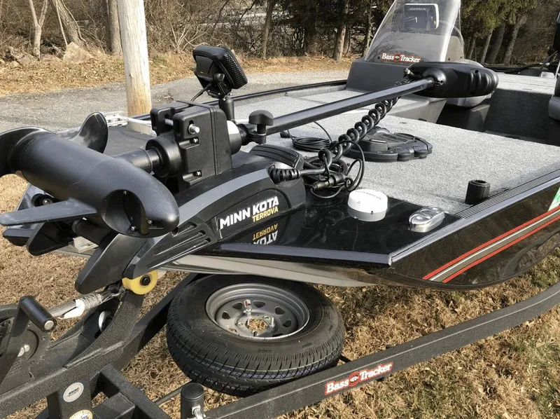 Slide: The Image of Tracker Bass Tracker Classic XL 2024 - 15