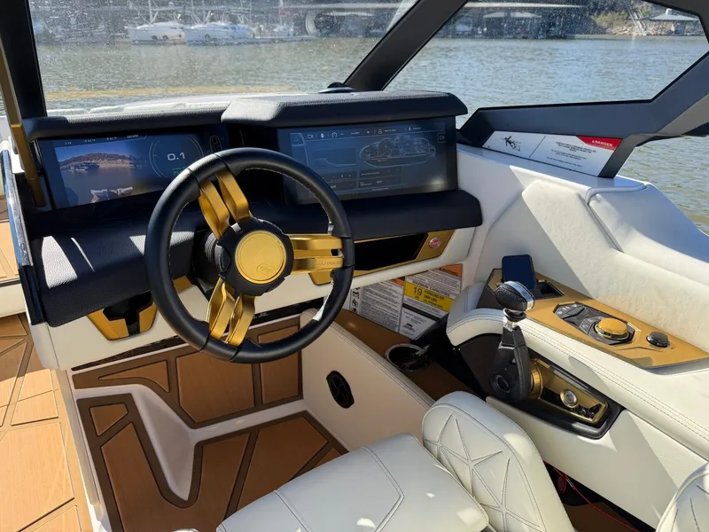 Slide: The Image of Nautique Super Air Nautique G25 Paragon 2024 - 21