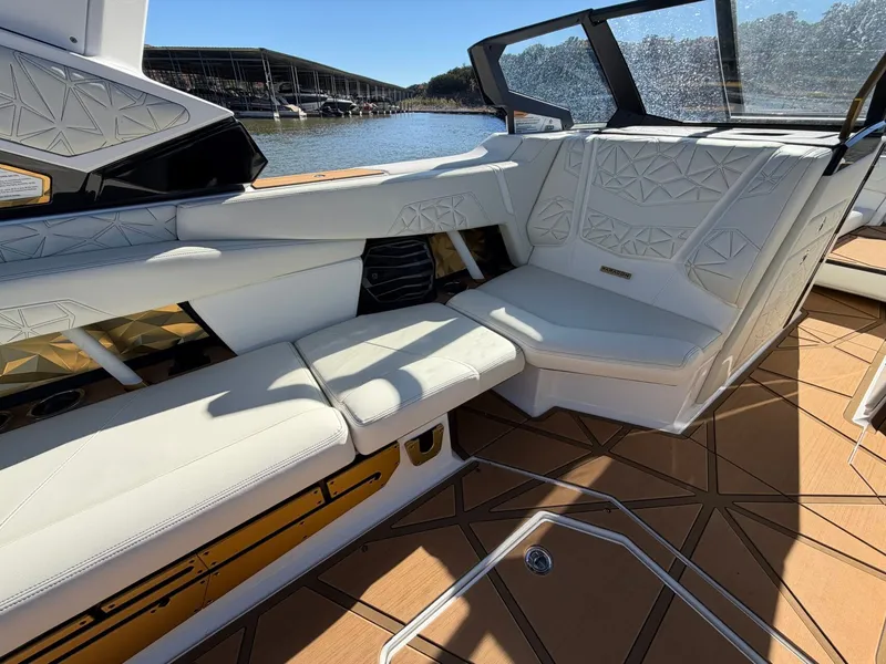 Slide: The Image of Nautique Super Air Nautique G25 Paragon 2024 - 25