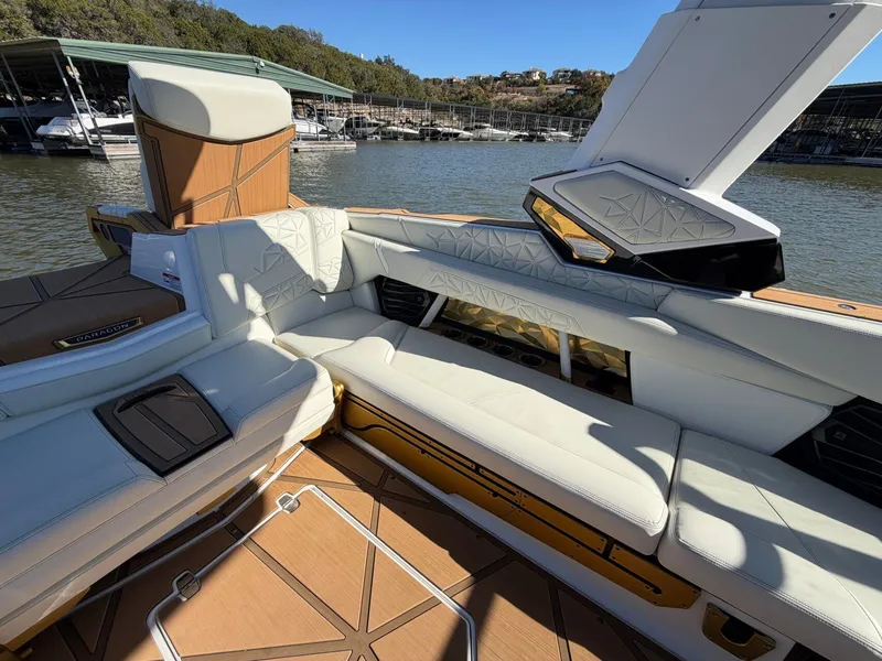 Slide: The Image of Nautique Super Air Nautique G25 Paragon 2024 - 26