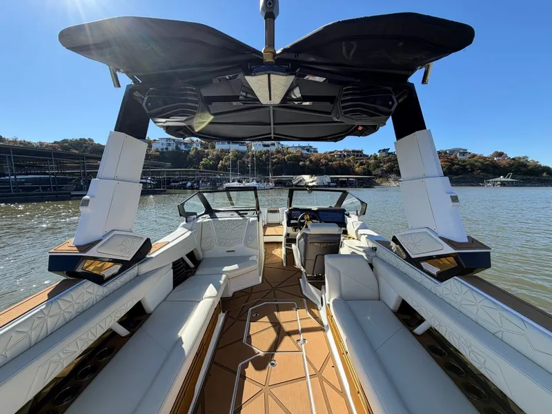 Slide: The Image of Nautique Super Air Nautique G25 Paragon 2024 - 29