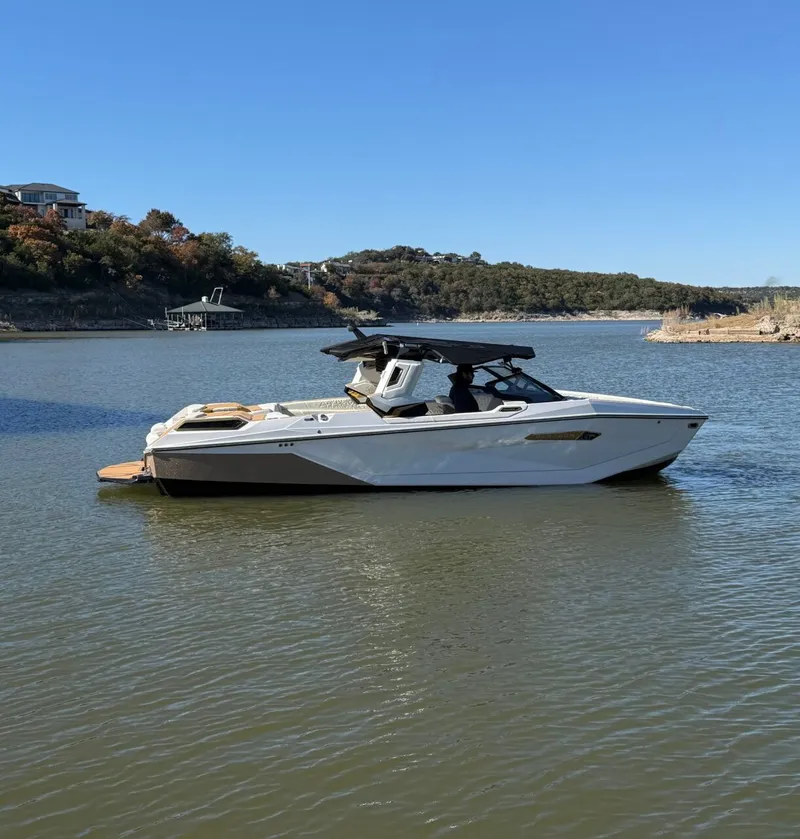 Slide: The Image of Nautique Super Air Nautique G25 Paragon 2024 - 8
