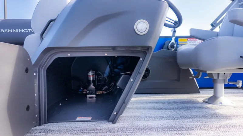 Slide: The Image of Bennington 21 S CRUISE 2026 - 15