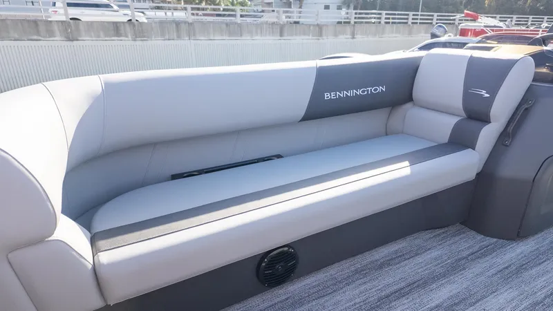 Slide: The Image of Bennington 22 S FISH AND CRUISE 2026 - 13