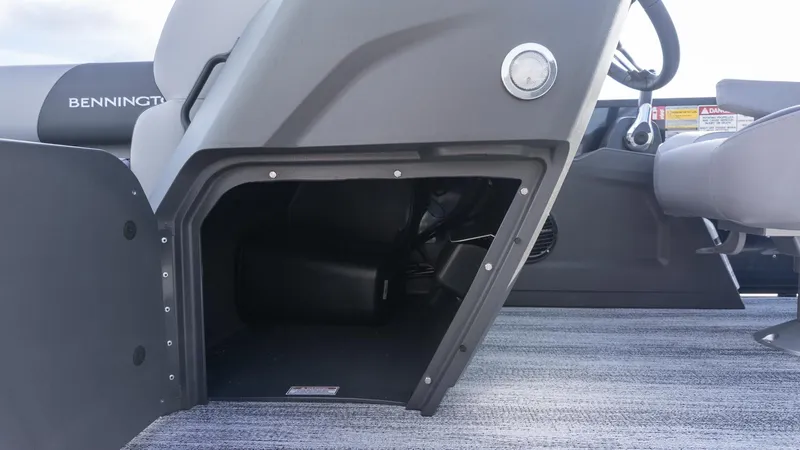 Slide: The Image of Bennington 22 S FISH AND CRUISE 2026 - 15