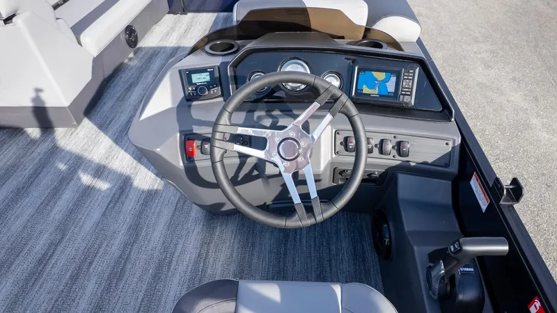 Slide: The Image of Bennington 22 S FISH AND CRUISE 2026 - 17