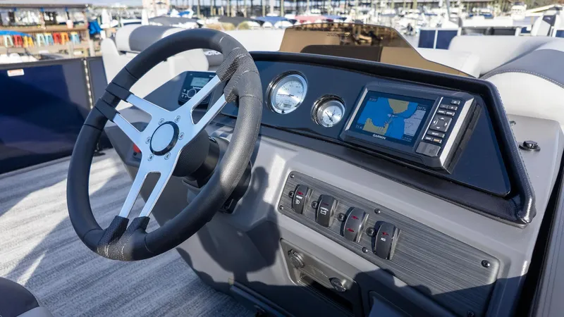 Slide: The Image of Bennington 22 S FISH AND CRUISE 2026 - 19