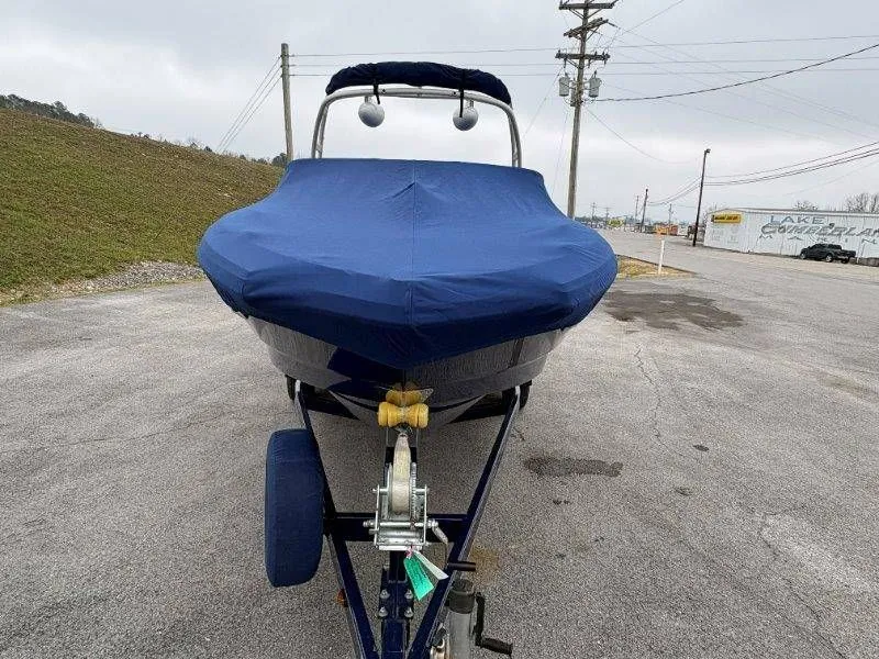 Slide: The Image of Chaparral 246 Surf 2017 - 13