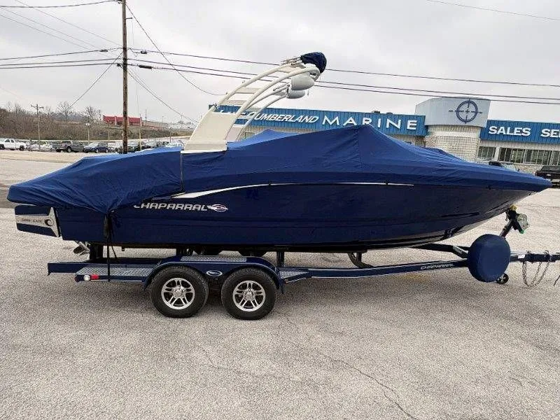 Slide: The Image of Chaparral 246 Surf 2017 - 14