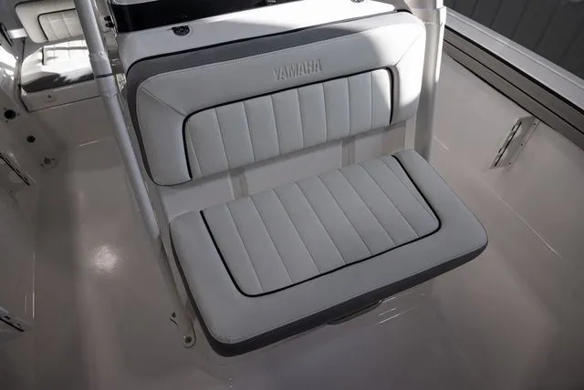 Slide: The Image of Yamaha 190 FSH Sport 2026 - 12