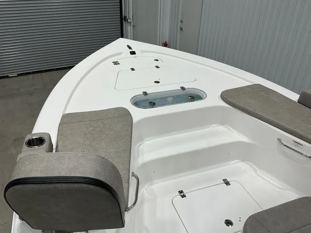 Slide: The Image of Sea Pro 248 Bay Series 2023 - 17