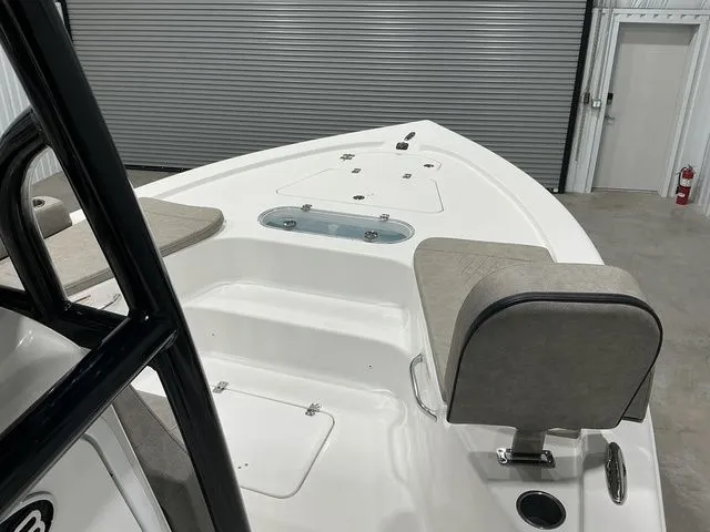 Slide: The Image of Sea Pro 248 Bay Series 2023 - 18